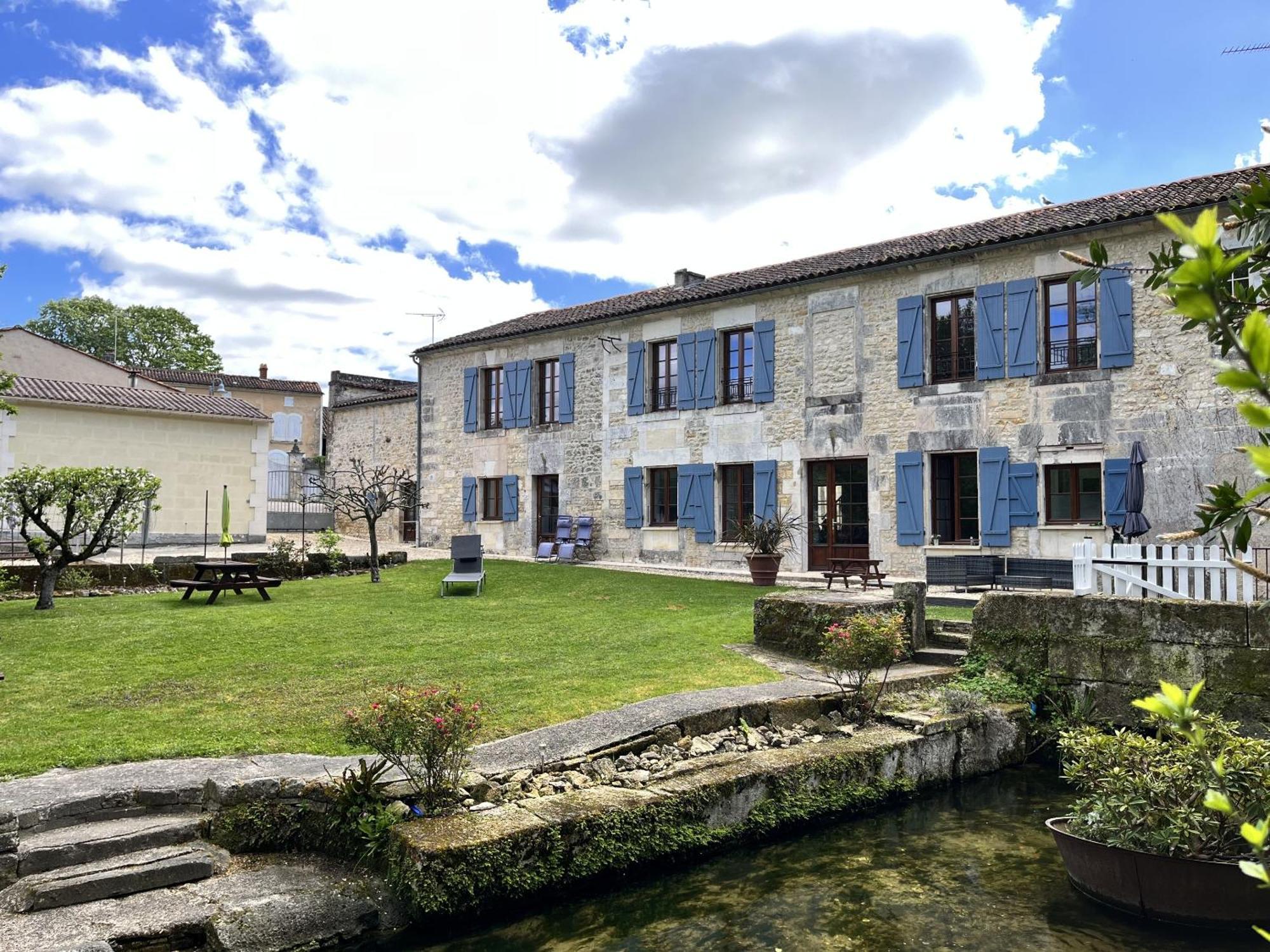 Vila Petit Moulin De Veillard Bourg-Charente Exteriér fotografie