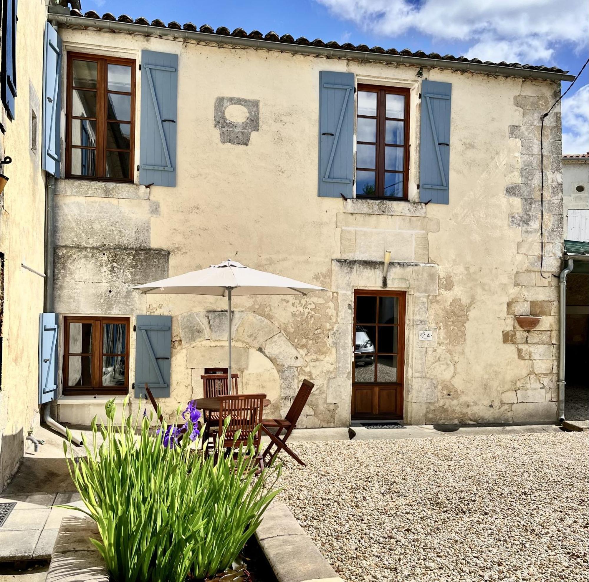 Vila Petit Moulin De Veillard Bourg-Charente Exteriér fotografie